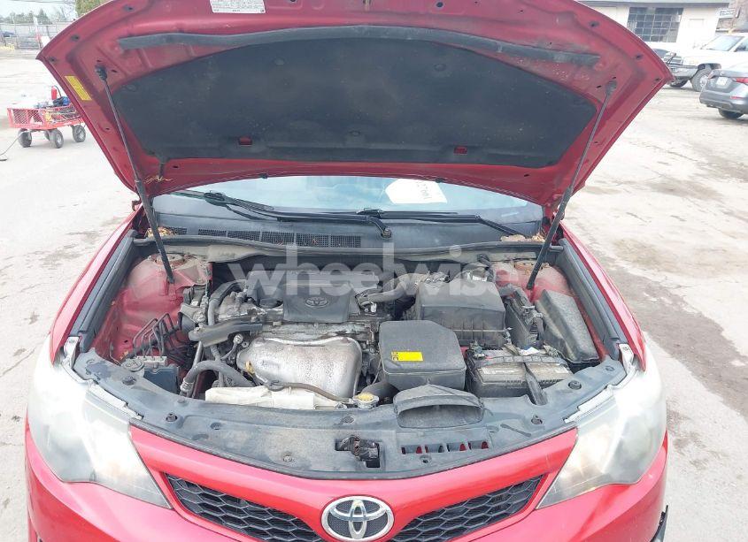 Photo 10 of 2014 Toyota Camry SE (VIN 4T1BF1FK1EU758494)