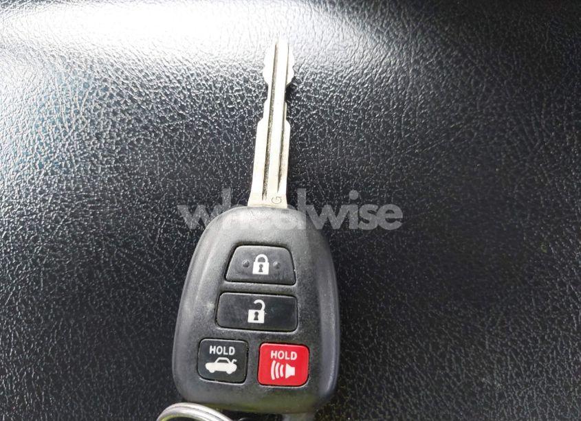 Photo 11 of 2014 Toyota Camry SE (VIN 4T1BF1FK1EU758494)