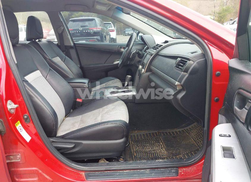 Photo 5 of 2014 Toyota Camry SE (VIN 4T1BF1FK1EU758494)