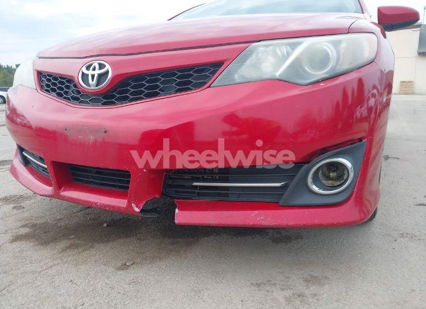 Photo 6 of 2014 Toyota Camry SE (VIN 4T1BF1FK1EU758494)