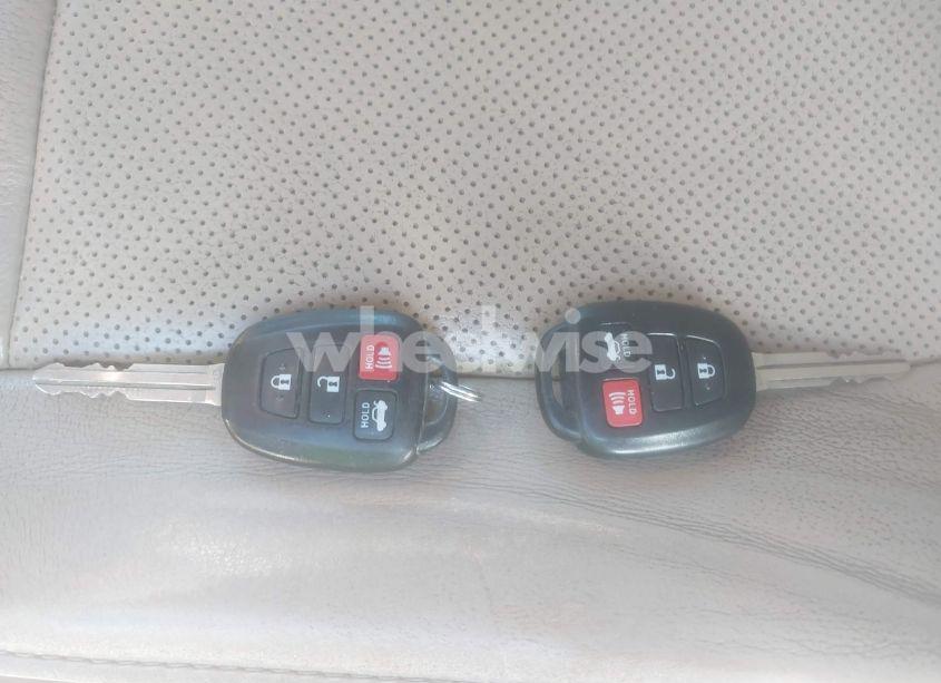 Photo 11 of 2014 Toyota Camry SE (VIN 4T1BF1FK1EU790796)