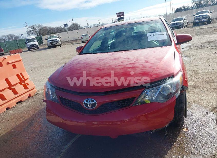 Photo 13 of 2014 Toyota Camry SE (VIN 4T1BF1FK1EU790796)