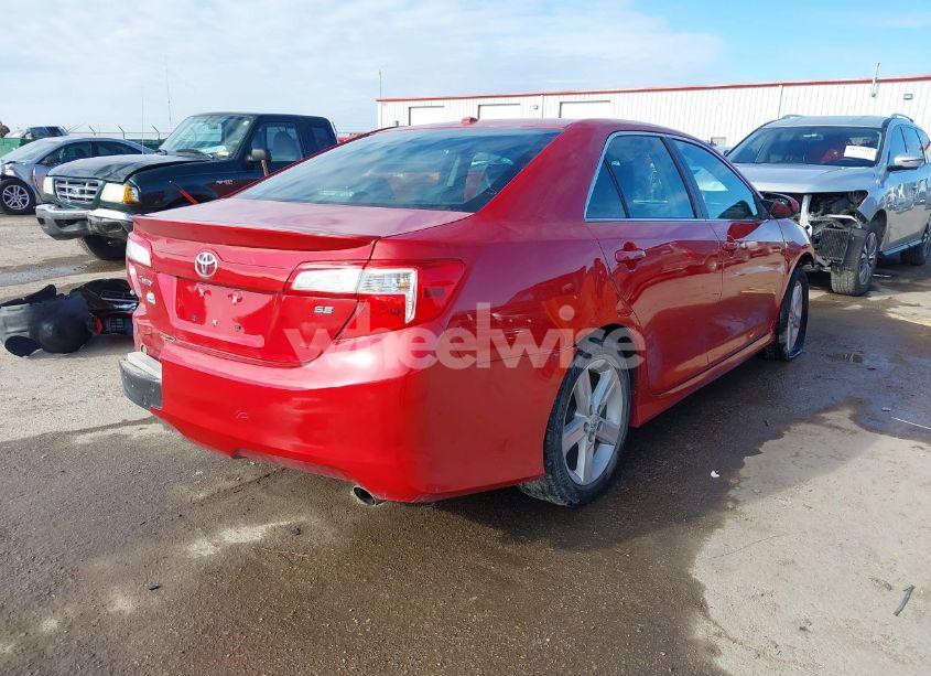 Photo 4 of 2014 Toyota Camry SE (VIN 4T1BF1FK1EU790796)