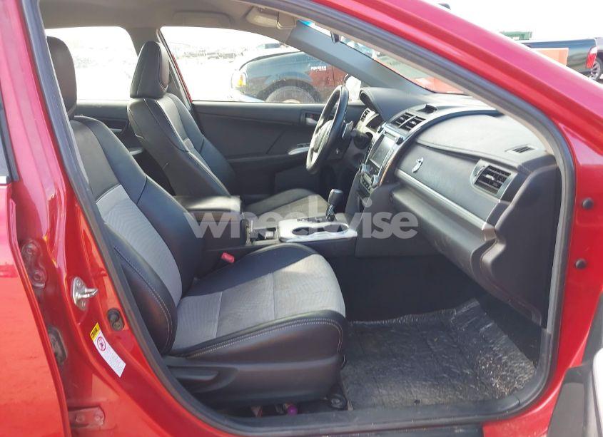 Photo 5 of 2014 Toyota Camry SE (VIN 4T1BF1FK1EU790796)