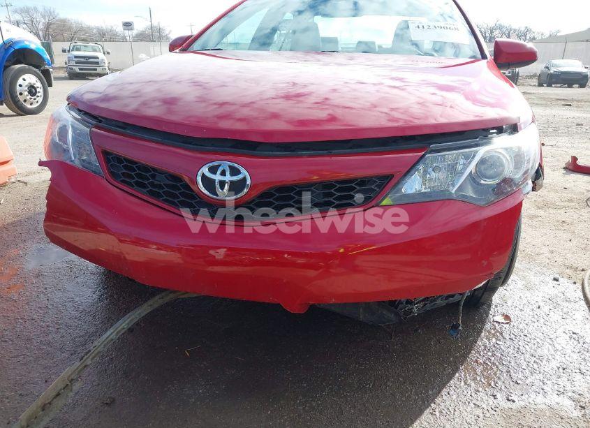 Photo 6 of 2014 Toyota Camry SE (VIN 4T1BF1FK1EU790796)