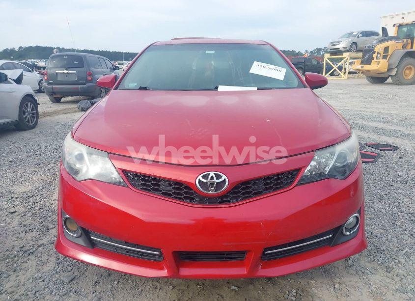 Photo 12 of 2014 Toyota Camry SE (VIN 4T1BF1FK1EU809282)