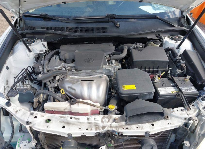 Photo 10 of 2014 Toyota Camry XLE (VIN 4T1BF1FK1EU830486)