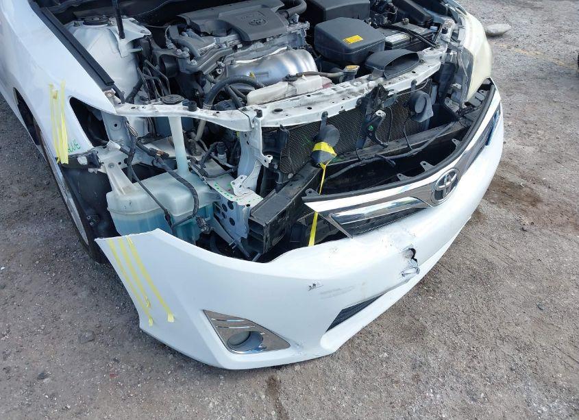 Photo 6 of 2014 Toyota Camry XLE (VIN 4T1BF1FK1EU830486)