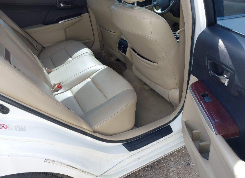 Photo 8 of 2014 Toyota Camry XLE (VIN 4T1BF1FK1EU830486)