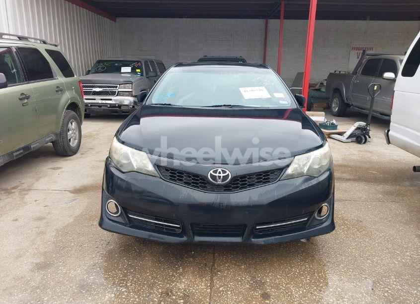Photo 12 of 2014 Toyota Camry SE (VIN 4T1BF1FK1EU837373)