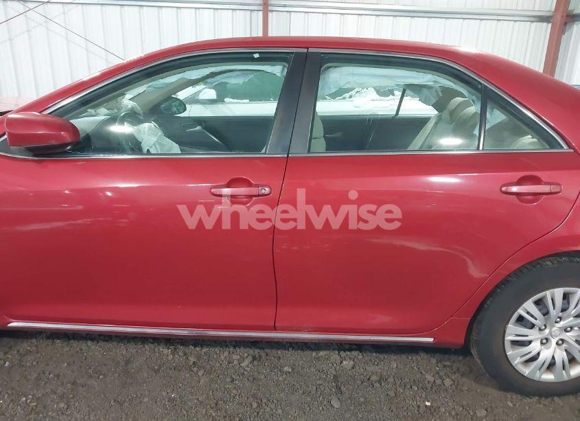 Photo 14 of 2014 Toyota Camry LE (VIN 4T1BF1FK1EU848311)