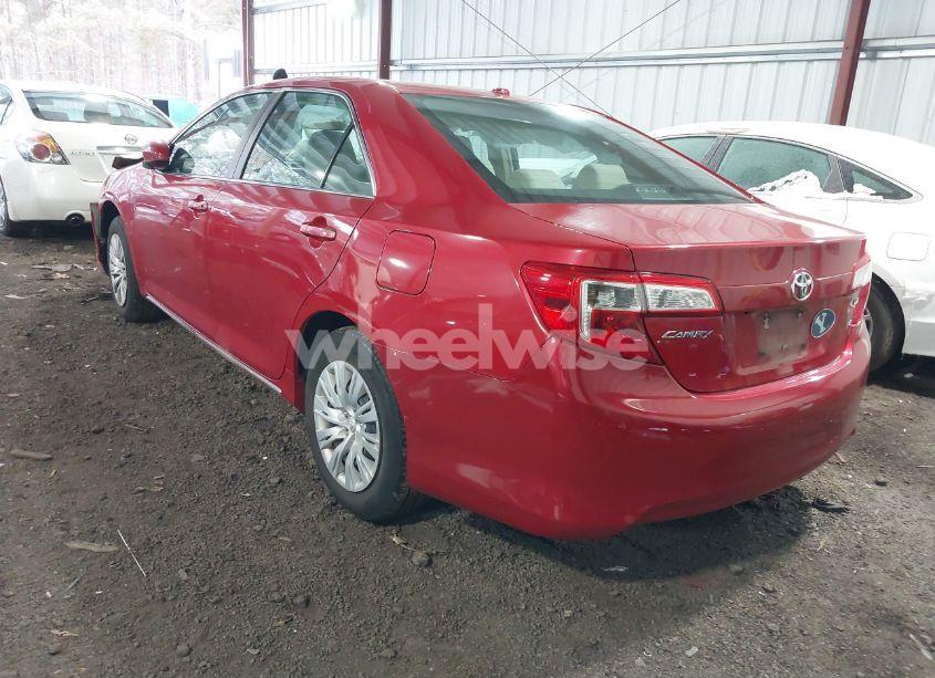 Photo 3 of 2014 Toyota Camry LE (VIN 4T1BF1FK1EU848311)