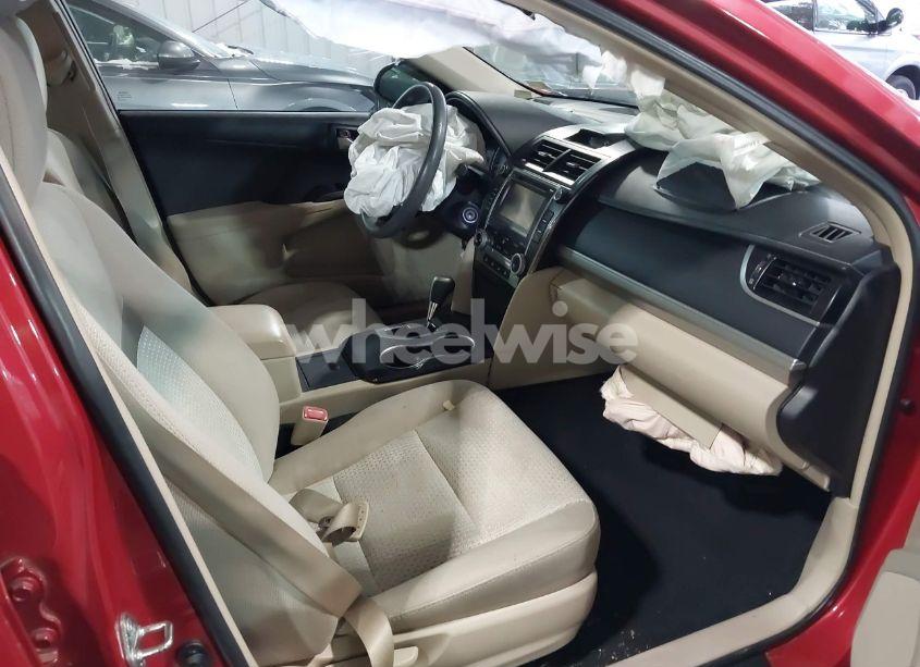 Photo 5 of 2014 Toyota Camry LE (VIN 4T1BF1FK1EU848311)