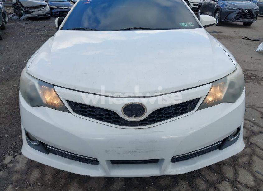 Photo 12 of 2014 Toyota Camry SE (VIN 4T1BF1FK1EU861480)