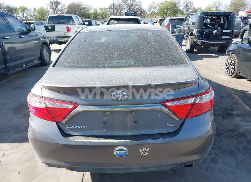Photo 17 of 2015 Toyota Camry SE (VIN 4T1BF1FK1FU013326)