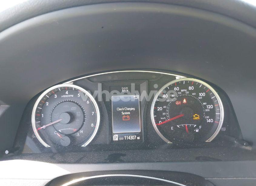 Photo 7 of 2015 Toyota Camry SE (VIN 4T1BF1FK1FU013326)