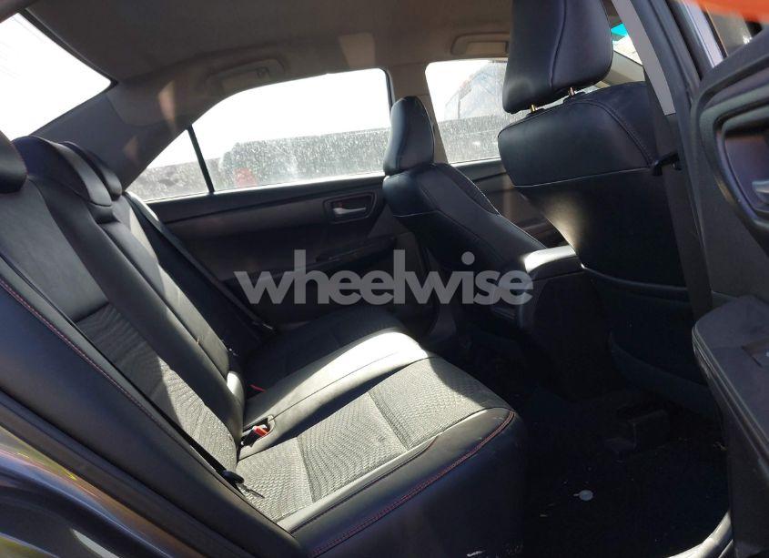 Photo 8 of 2015 Toyota Camry SE (VIN 4T1BF1FK1FU013326)