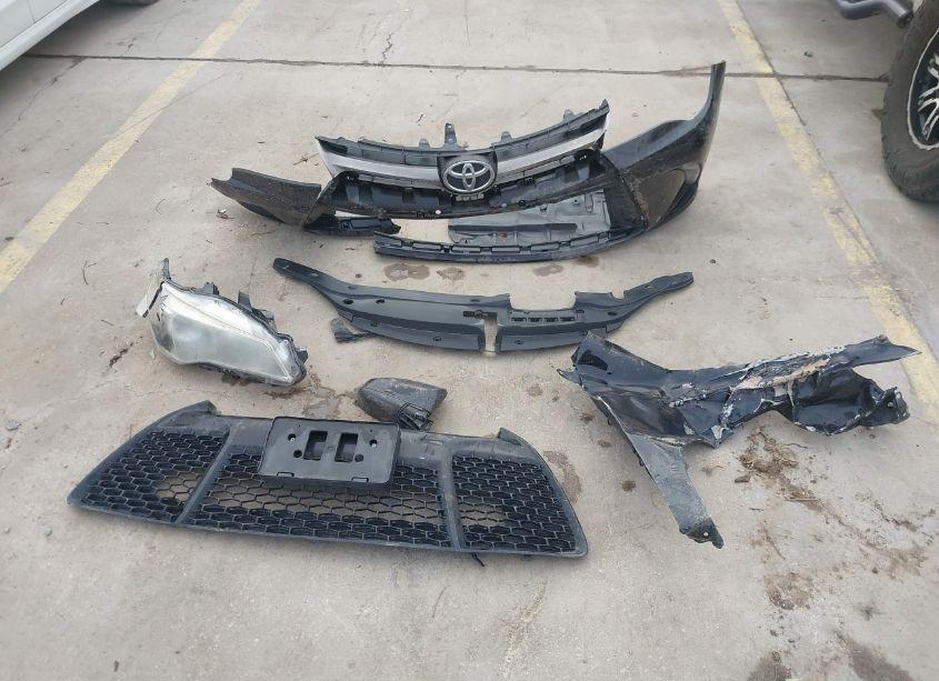 Photo 12 of 2015 Toyota Camry SE (VIN 4T1BF1FK1FU020731)