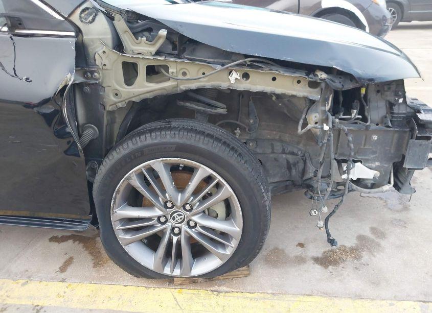 Photo 18 of 2015 Toyota Camry SE (VIN 4T1BF1FK1FU020731)