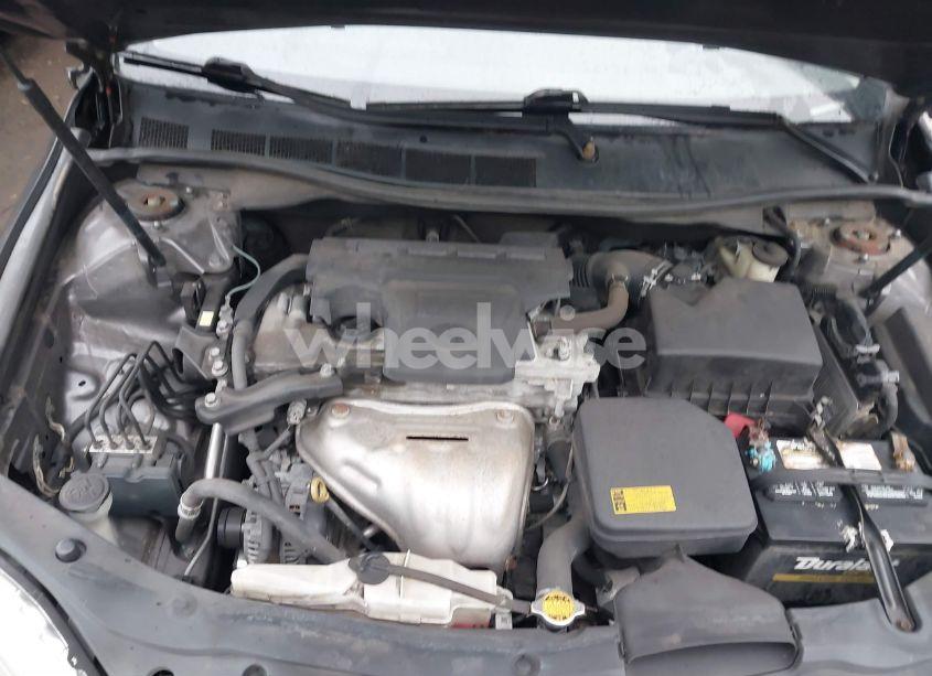 Photo 10 of 2015 Toyota Camry SE (VIN 4T1BF1FK1FU020986)