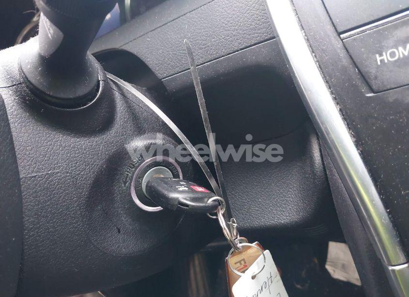 Photo 11 of 2015 Toyota Camry SE (VIN 4T1BF1FK1FU020986)