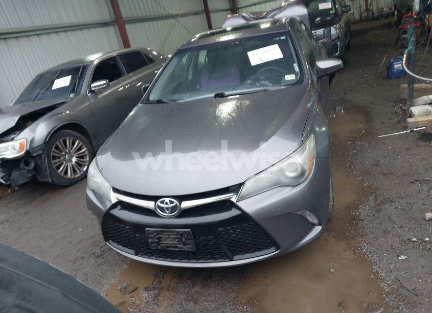 Photo 12 of 2015 Toyota Camry SE (VIN 4T1BF1FK1FU020986)