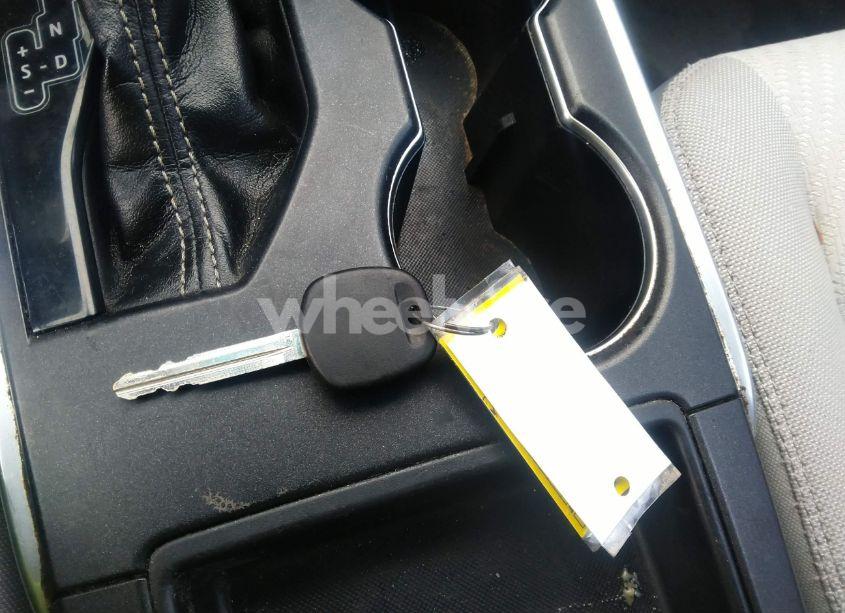 Photo 11 of 2015 Toyota Camry LE (VIN 4T1BF1FK1FU026383)