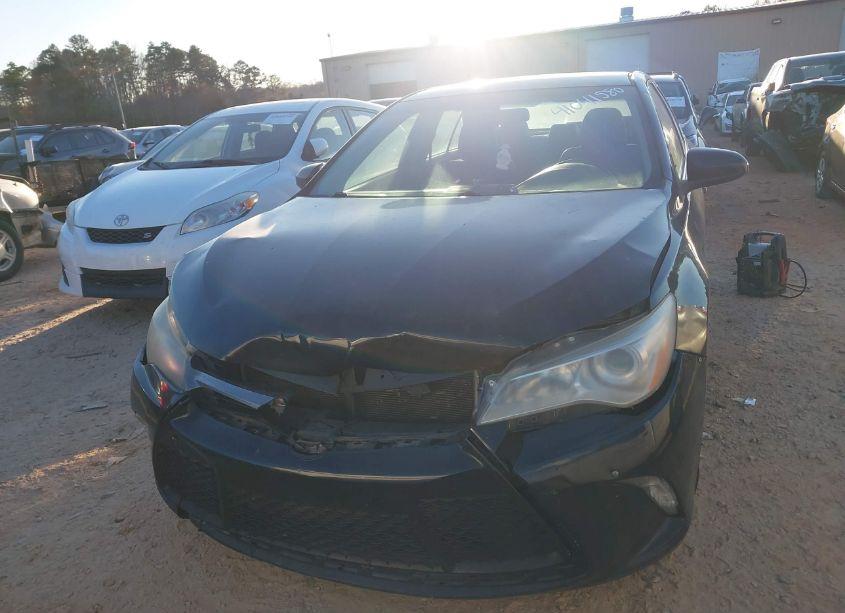 Photo 12 of 2015 Toyota Camry SE (VIN 4T1BF1FK1FU058251)