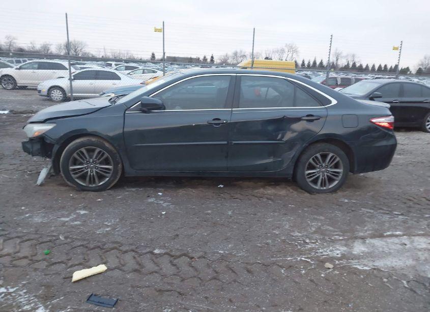 Photo 14 of 2015 Toyota Camry SE (VIN 4T1BF1FK1FU064809)