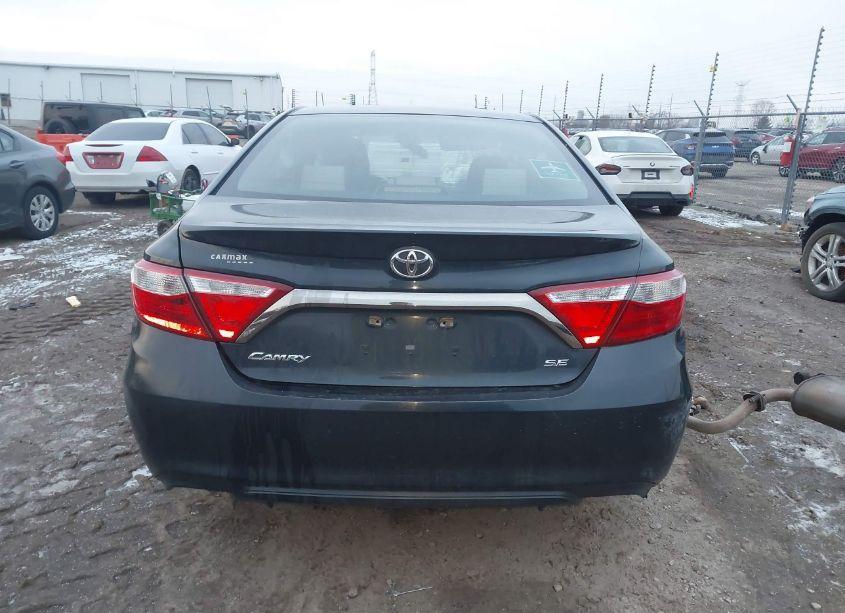 Photo 16 of 2015 Toyota Camry SE (VIN 4T1BF1FK1FU064809)