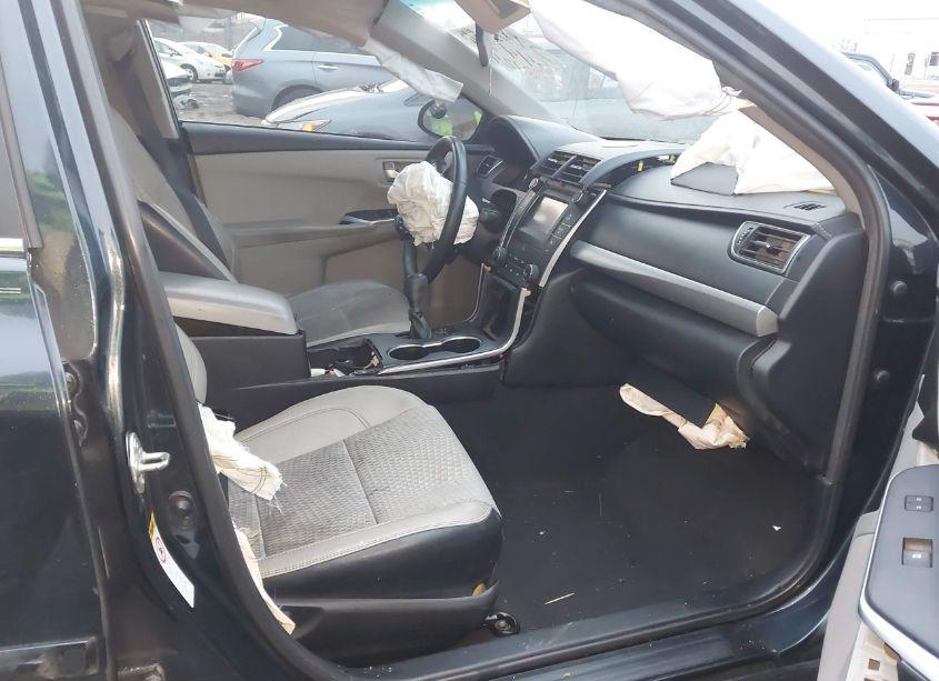 Photo 5 of 2015 Toyota Camry SE (VIN 4T1BF1FK1FU064809)