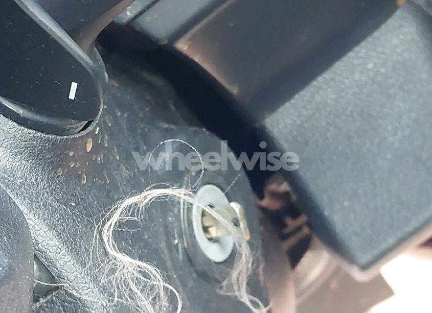 Photo 11 of 2015 Toyota Camry SE (VIN 4T1BF1FK1FU068035)