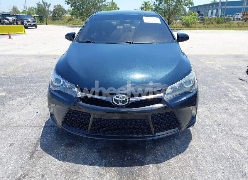 Photo 12 of 2015 Toyota Camry SE (VIN 4T1BF1FK1FU072635)