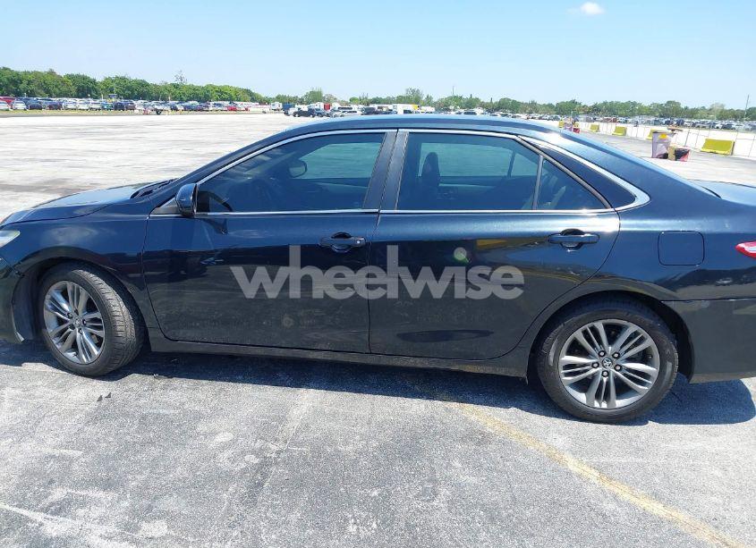 Photo 14 of 2015 Toyota Camry SE (VIN 4T1BF1FK1FU072635)