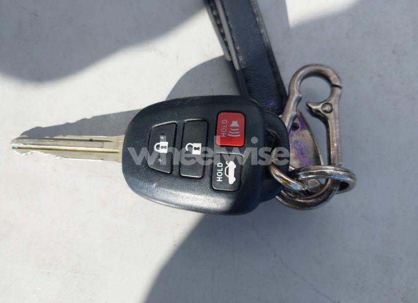 Photo 11 of 2015 Toyota Camry LE/SE/XLE/XSE (VIN 4T1BF1FK1FU072697)