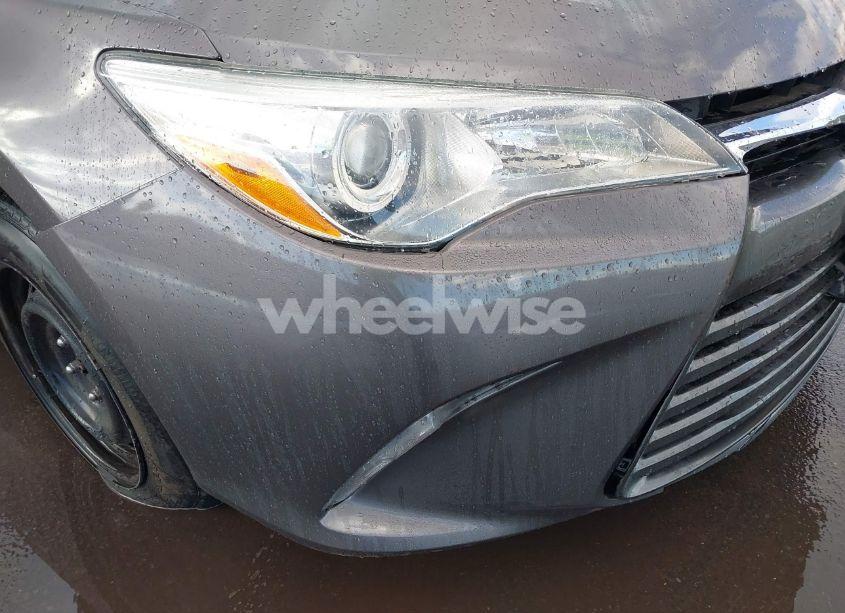 Photo 6 of 2015 Toyota Camry LE/SE/XLE/XSE (VIN 4T1BF1FK1FU072697)