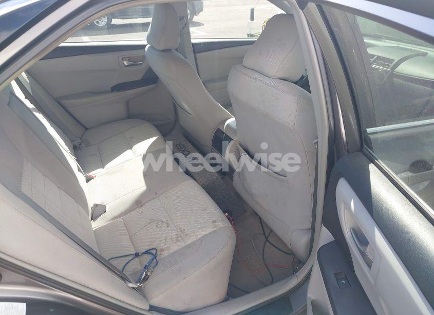 Photo 8 of 2015 Toyota Camry LE/SE/XLE/XSE (VIN 4T1BF1FK1FU072697)