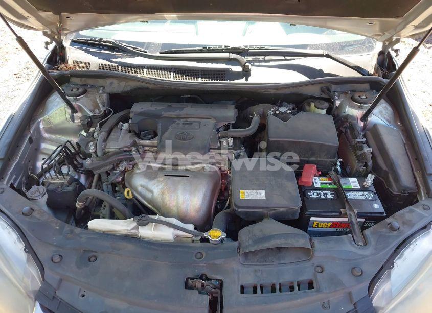 Photo 10 of 2015 Toyota Camry SE (VIN 4T1BF1FK1FU086566)