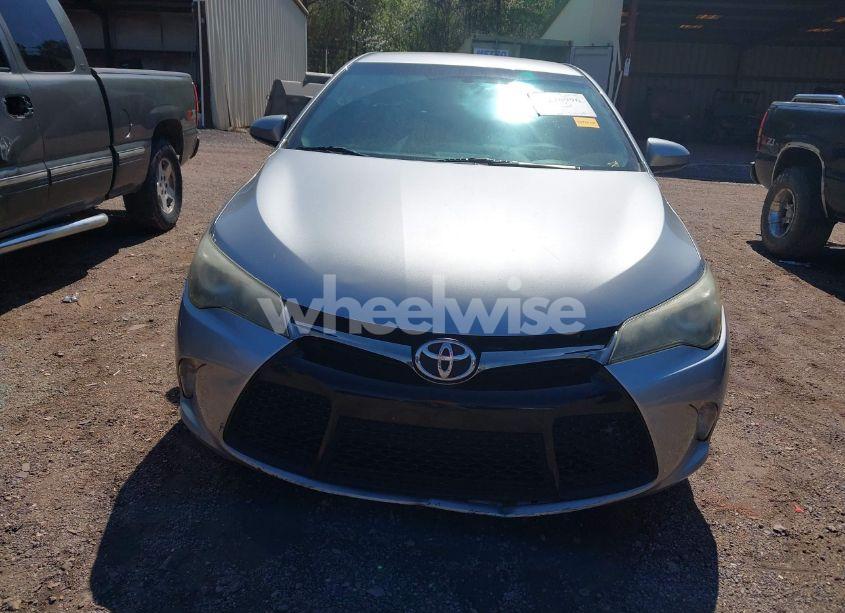Photo 12 of 2015 Toyota Camry SE (VIN 4T1BF1FK1FU086566)