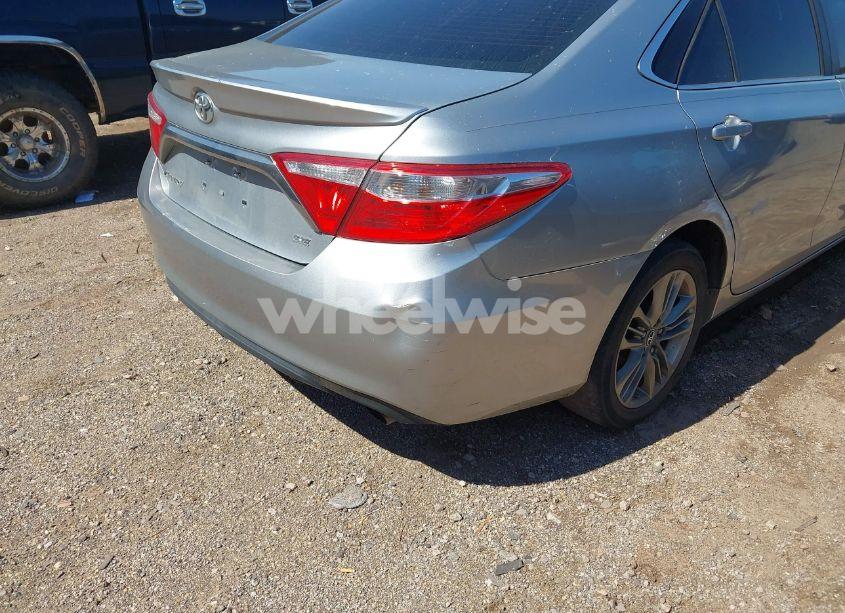 Photo 18 of 2015 Toyota Camry SE (VIN 4T1BF1FK1FU086566)