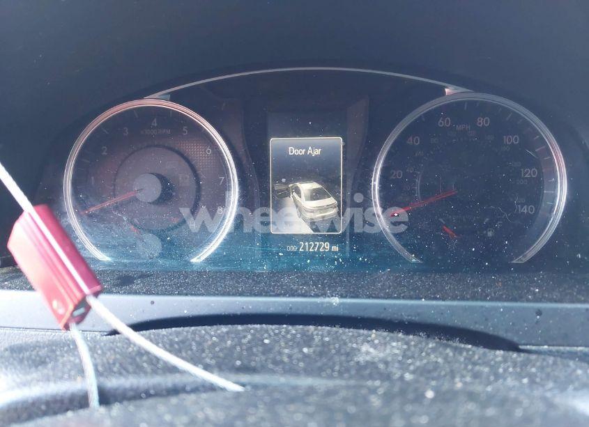 Photo 7 of 2015 Toyota Camry SE (VIN 4T1BF1FK1FU086566)