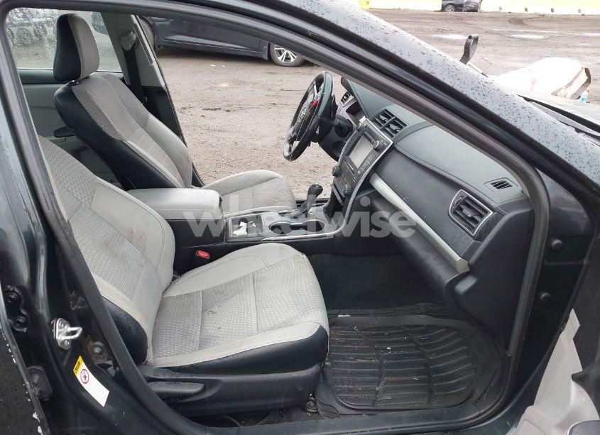 Photo 5 of 2015 Toyota Camry SE (VIN 4T1BF1FK1FU087653)