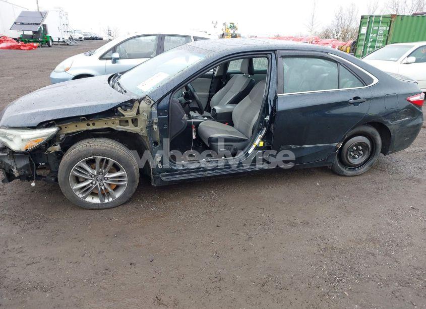 Photo 6 of 2015 Toyota Camry SE (VIN 4T1BF1FK1FU087653)