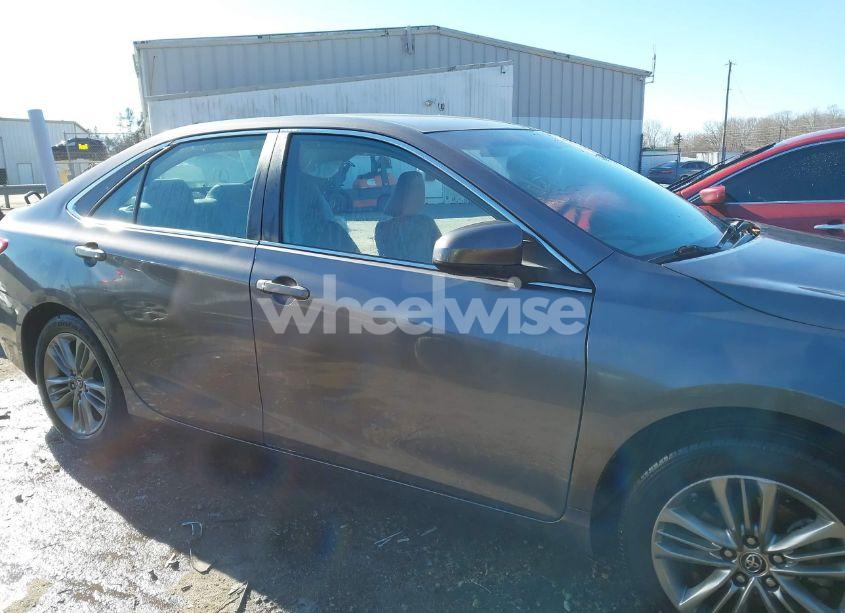 Photo 14 of 2015 Toyota Camry SE (VIN 4T1BF1FK1FU098278)