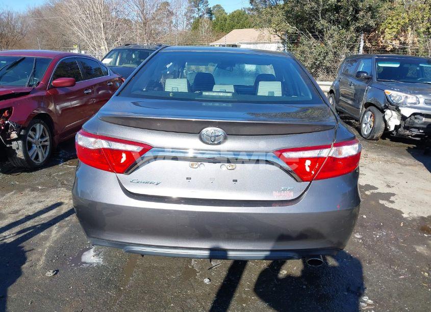 Photo 17 of 2015 Toyota Camry SE (VIN 4T1BF1FK1FU098278)