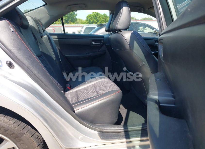 Photo 8 of 2015 Toyota Camry SE (VIN 4T1BF1FK1FU100580)