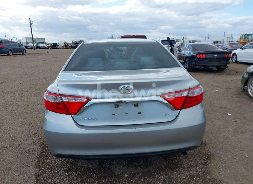 Photo 16 of 2015 Toyota Camry LE (VIN 4T1BF1FK1FU475840)