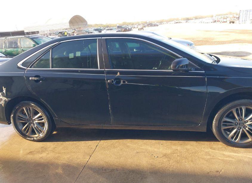 Photo 13 of 2015 Toyota Camry SE (VIN 4T1BF1FK1FU479077)