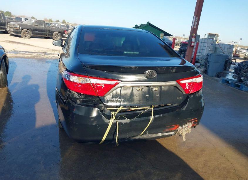 Photo 16 of 2015 Toyota Camry SE (VIN 4T1BF1FK1FU479077)