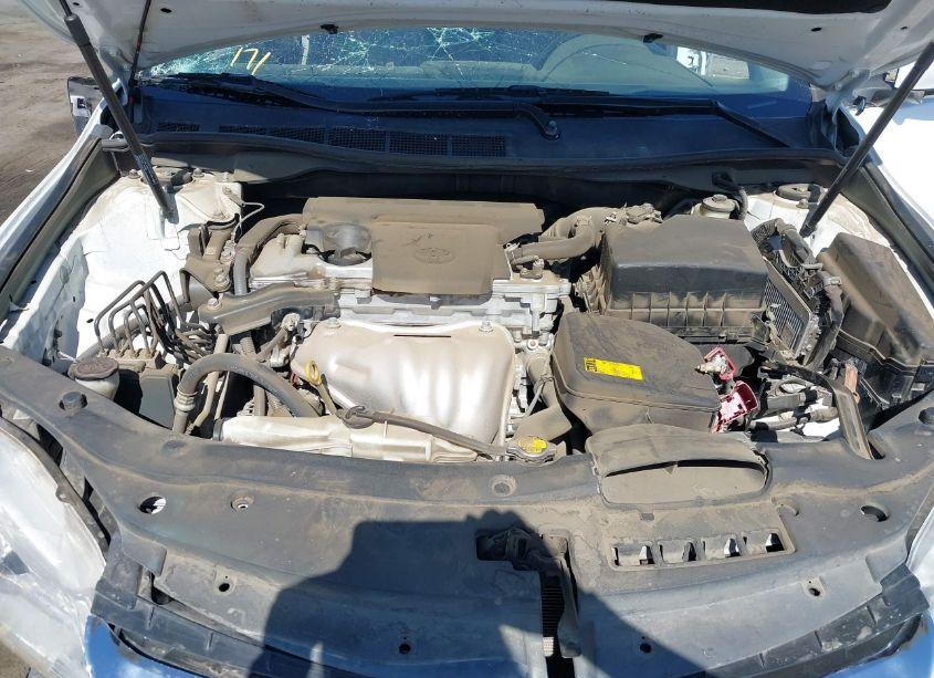 Photo 10 of 2015 Toyota Camry SE (VIN 4T1BF1FK1FU486773)